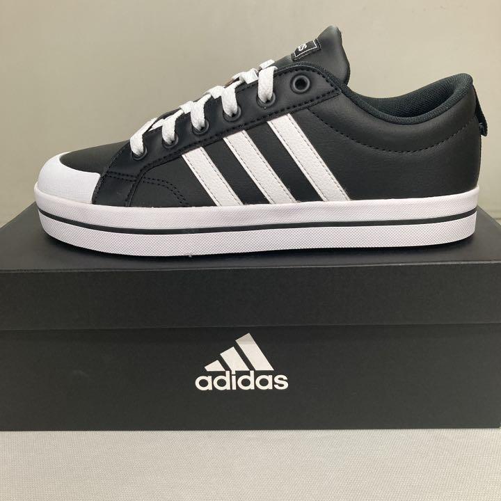 adidasアディダスメンズスニーカーアディダスシューズブラック黒ブラバダ新品 - メルカリ adidasアディダスメンズスニーカーアディダスシューズブラック黒ブラバダ新品 - メルカリ