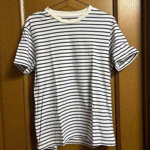 ストライプ Tシャツ クルーネック目立った傷や汚れなし
