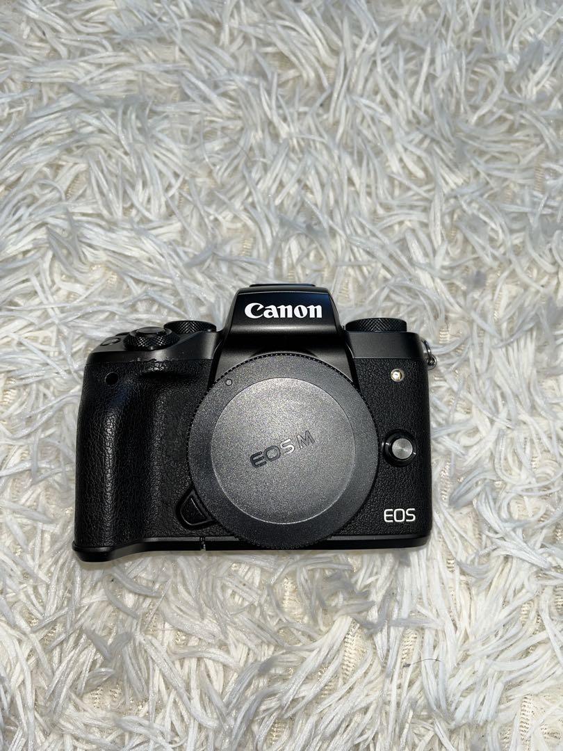 Canon EOS M5 ミラーレスカメラ 本体とレンズ2本