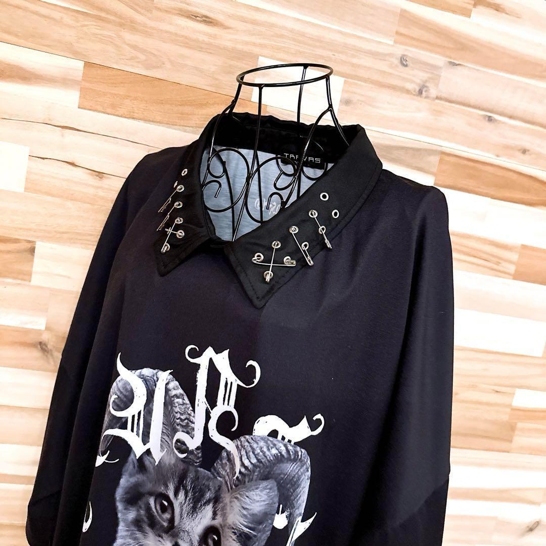 【トラバストーキョー】オーバーサイズ 安全ピン襟付き 猫ネコ 半袖Tシャツ 黒