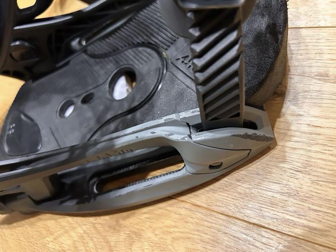 BURTON   MALAVITA  EST  Mサイズ 2018モデル