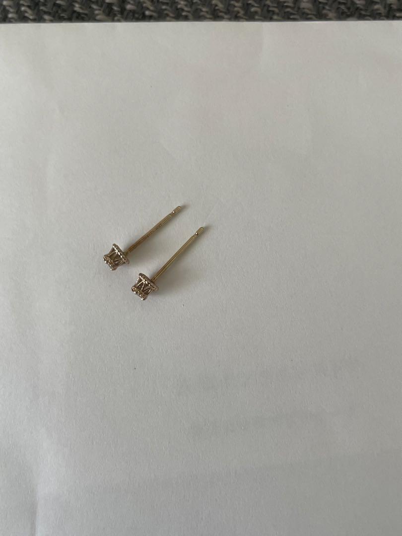 K10ダイヤモンドピアス