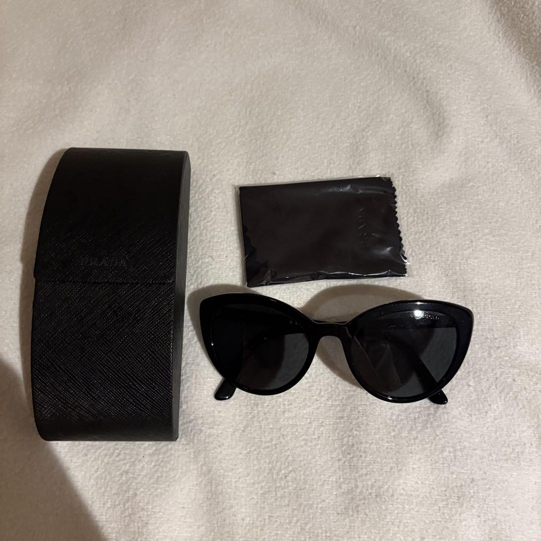 PRADA サングラス