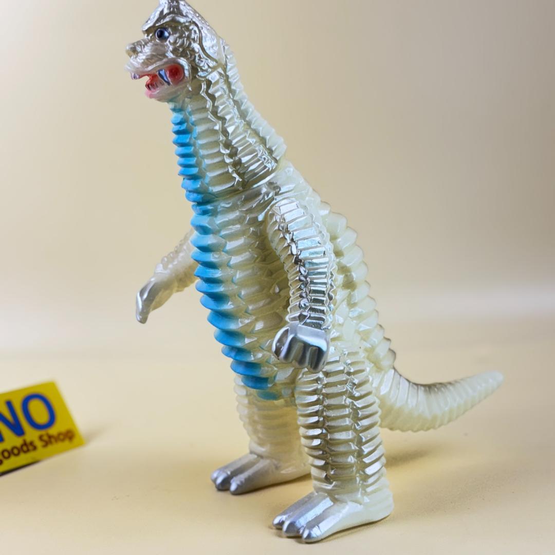 ポピー 復刻版怪獣シリーズ ブルマァク レッドキング 蓄光版
