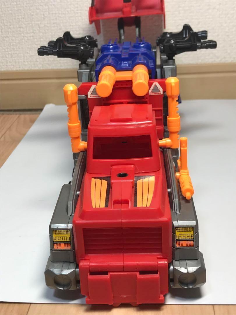 TRANSFORMERS ACTION MASTERS トレーラー型ロボット