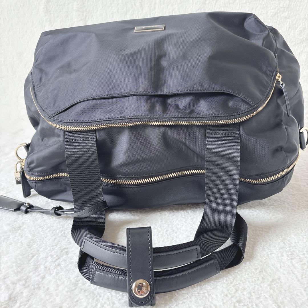 極美品✨agnes b. VOYAGE　ボストンバッグ　カデナ　南京錠　2way 極美品✨agnes b. VOYAGE ボストンバッグ カデナ 南京錠 2way
