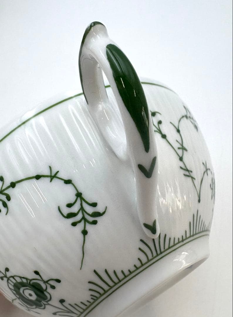 【希少】未使用保管品ロイヤルコペンハーゲングリーンフルーテッド　カップ＆ソーサー