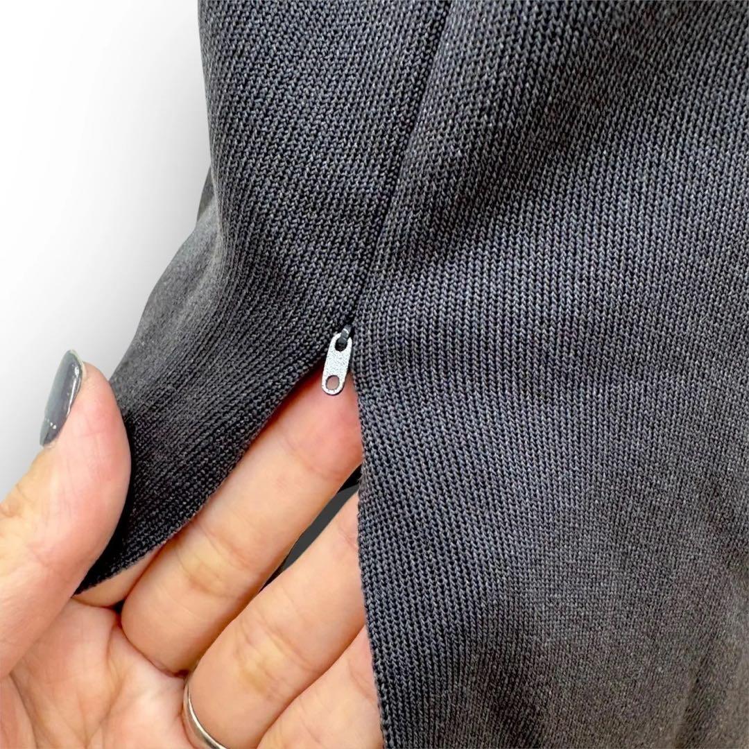 TOMORROWLAND ブラック Vネック ロングプルオーバー ワンピース TOMORROWLAND ブラック Vネック ロングプルオーバー ワンピース