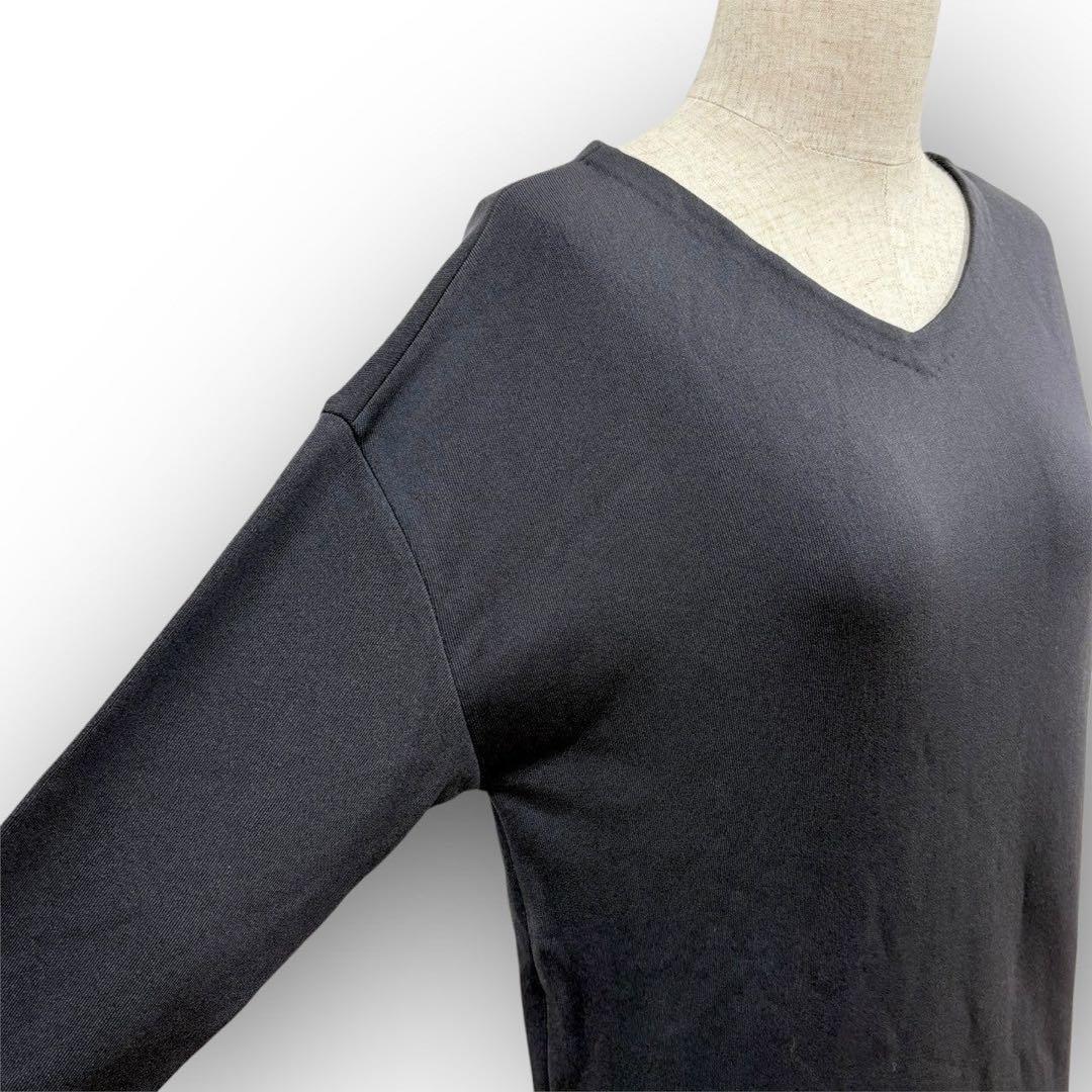 TOMORROWLAND ブラック Vネック ロングプルオーバー ワンピース TOMORROWLAND ブラック Vネック ロングプルオーバー ワンピース