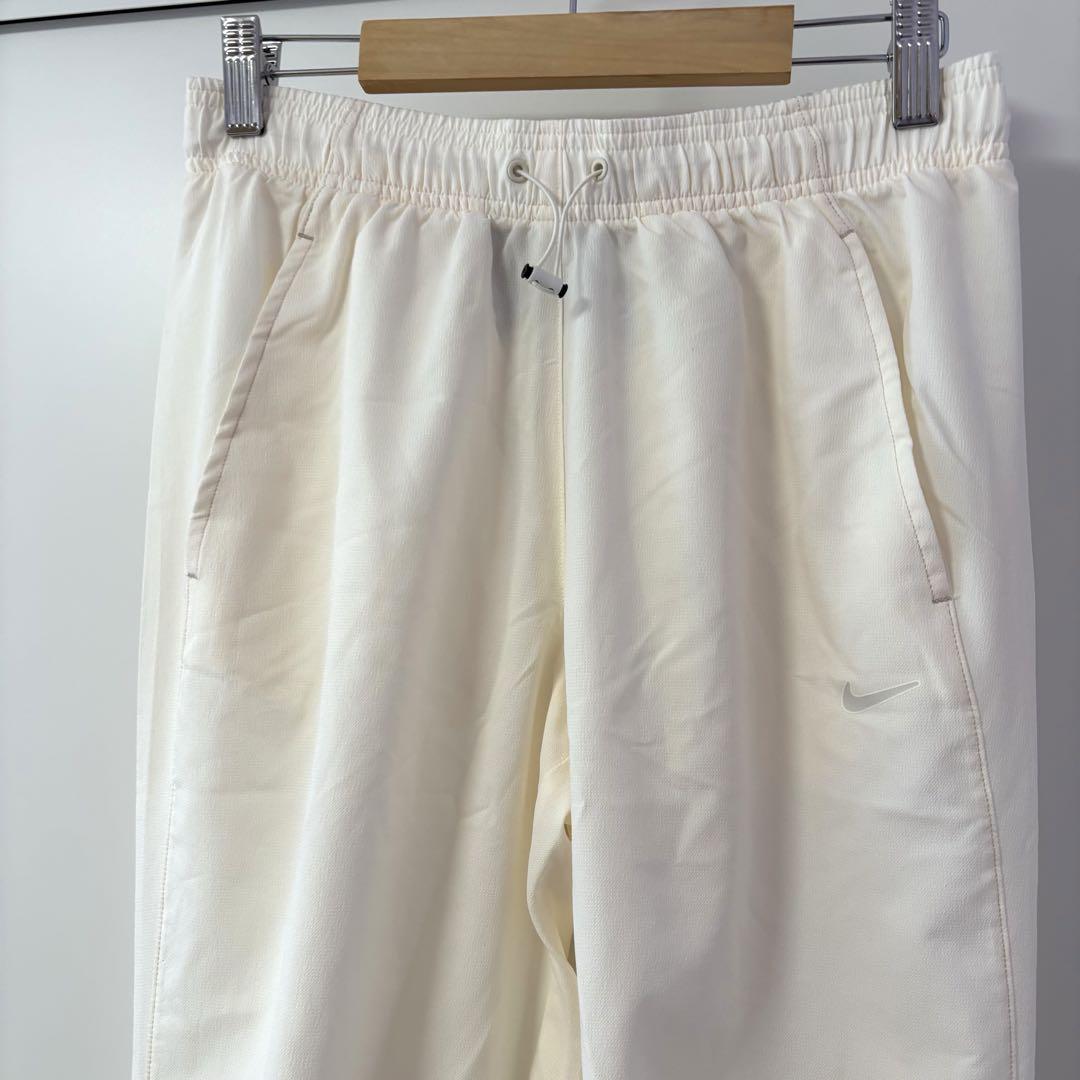 【新品】Nike Dri-FITナイキウィメンズレディースランニングパンツ　S