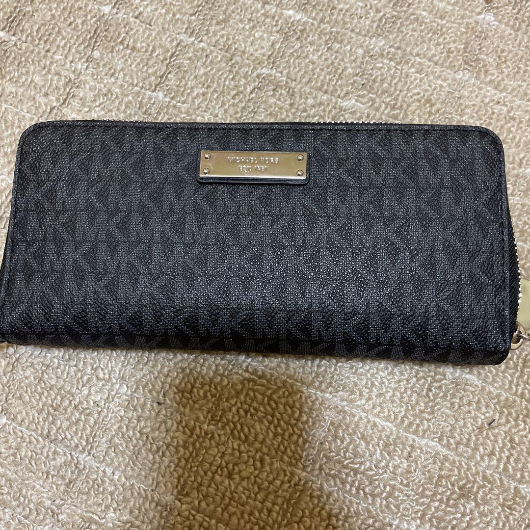 マイケルコース財布