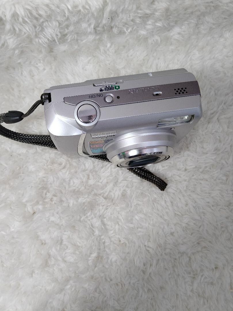 極美品　動作確認済 Nikon COOLPIX L1 デジカメ