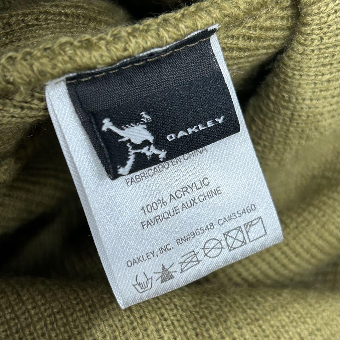 希少　OAKLEY ニット帽　ビーニー　ニットキャップ　総柄　スカル