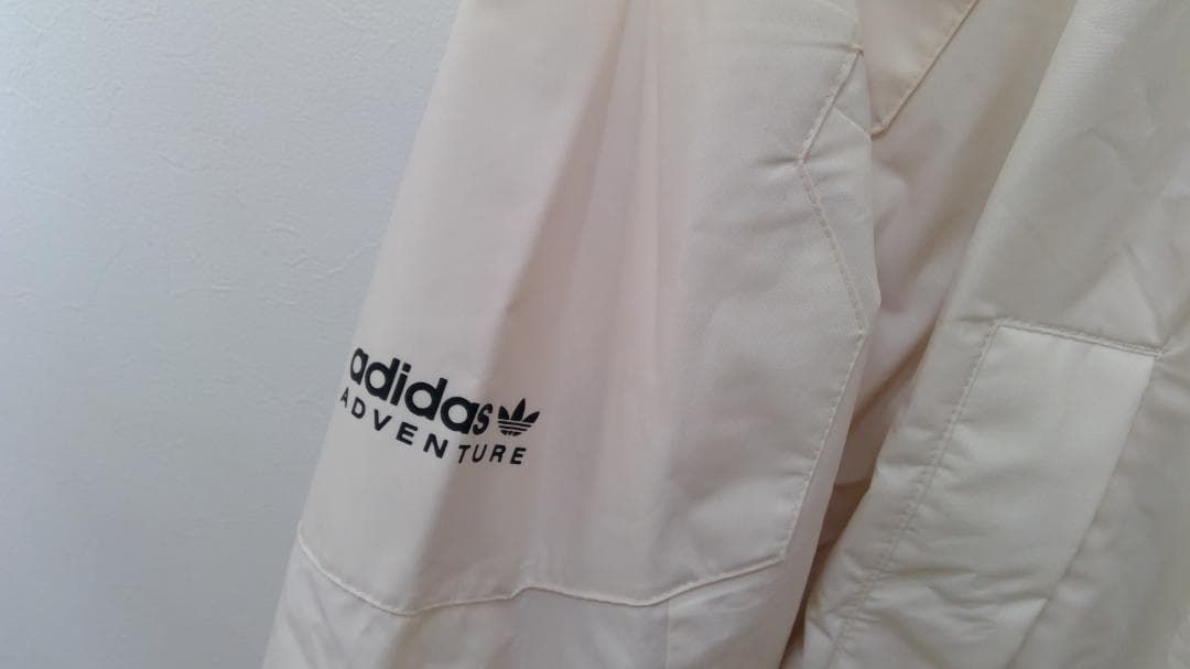 アディダスオリジナルス