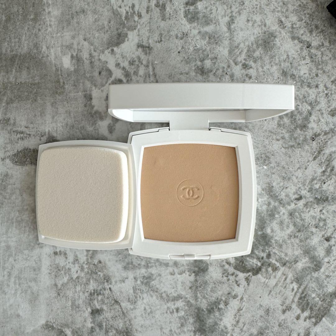 CHANEL ル ブラン コンパクト ラディアンス 21