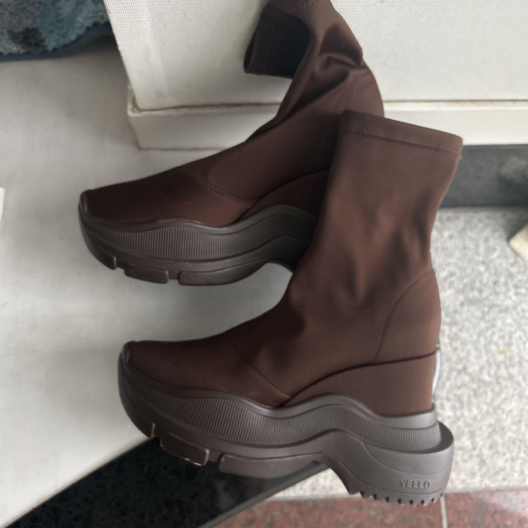 TOKYO BLACK DOUBLE SNEAKER SHORT BOOTS