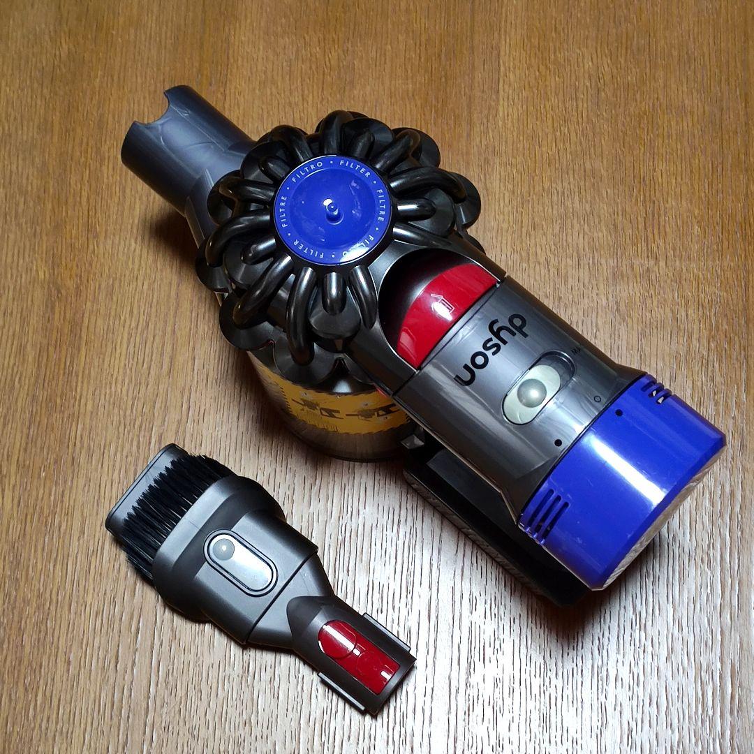 ダイソンV8 SV10掃除機＋マキタ18vアダプターセット 分解清掃済み 動作品