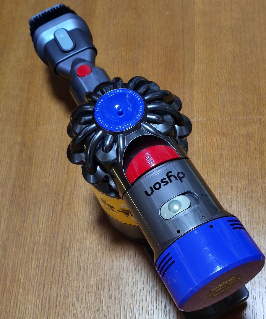 ダイソンV8 SV10掃除機＋マキタ18vアダプターセット 分解清掃済み 動作品