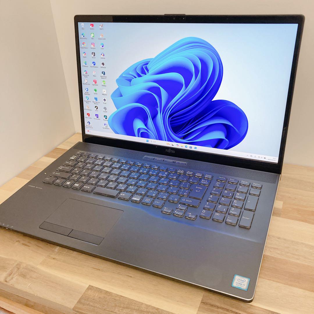 【ハイスペック/6コア】フルHD 17型大画面ノートパソコン i7 32GB