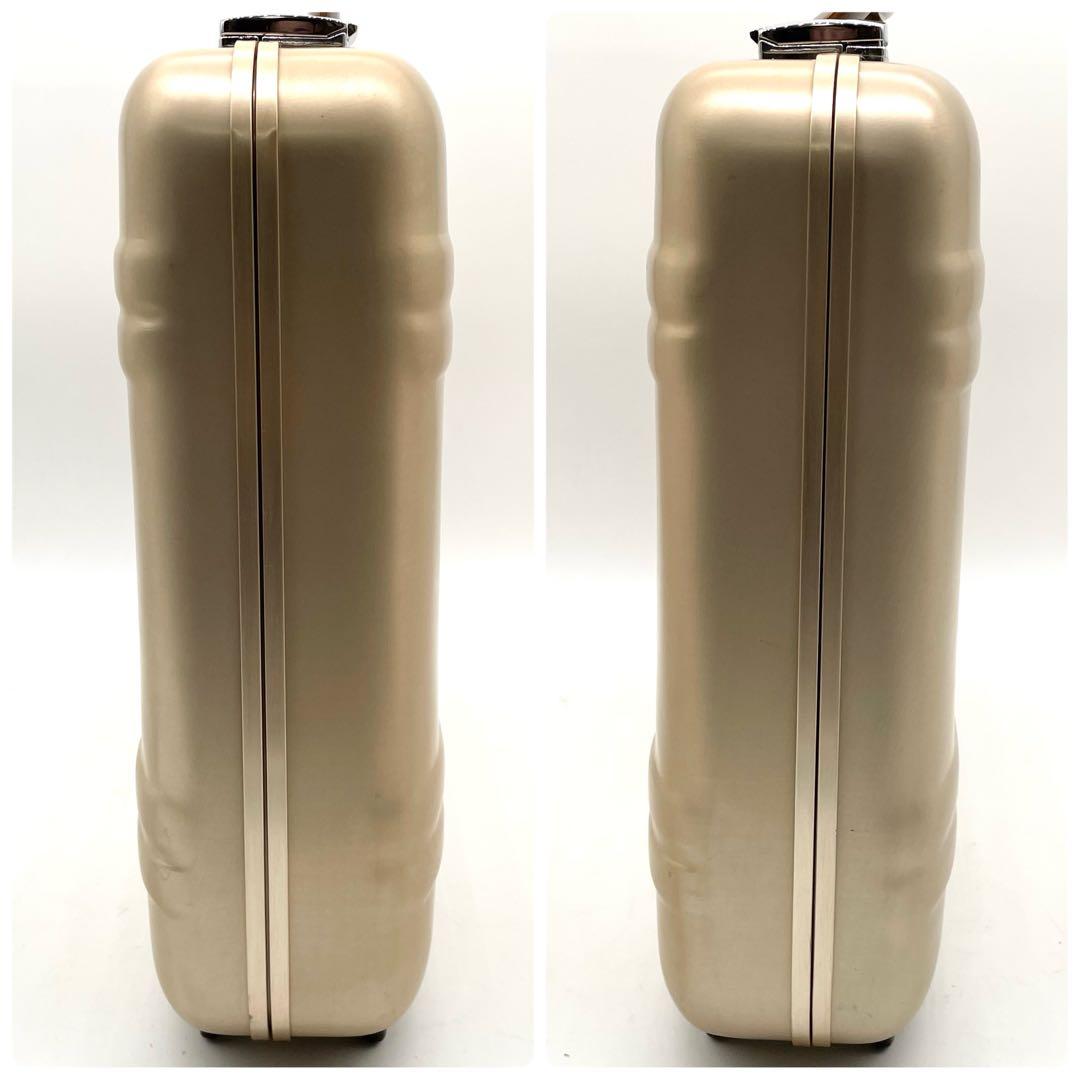 アタッシュケース ビジネス