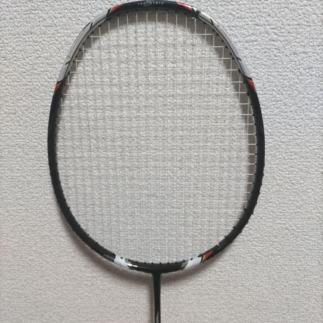 YONEX Voltric 70 バドミントンラケット