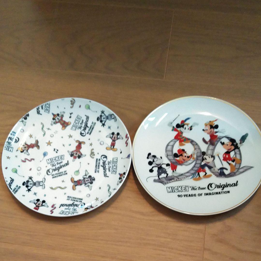メルカリ ディズニー Mickey 90th Anniversary ペアプレート 食器 1 000 中古や未使用のフリマ メルカリ ディズニー Mickey 90th Anniversary ペアプレート 食器 1 000 中古や未使用のフリマ