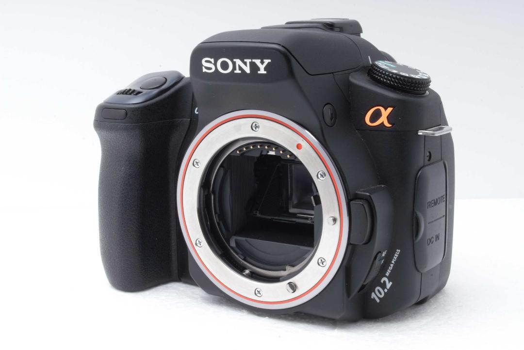 SONY α300 ダブルレンズキットライブビュー搭載で使いやすい！初心者も安心