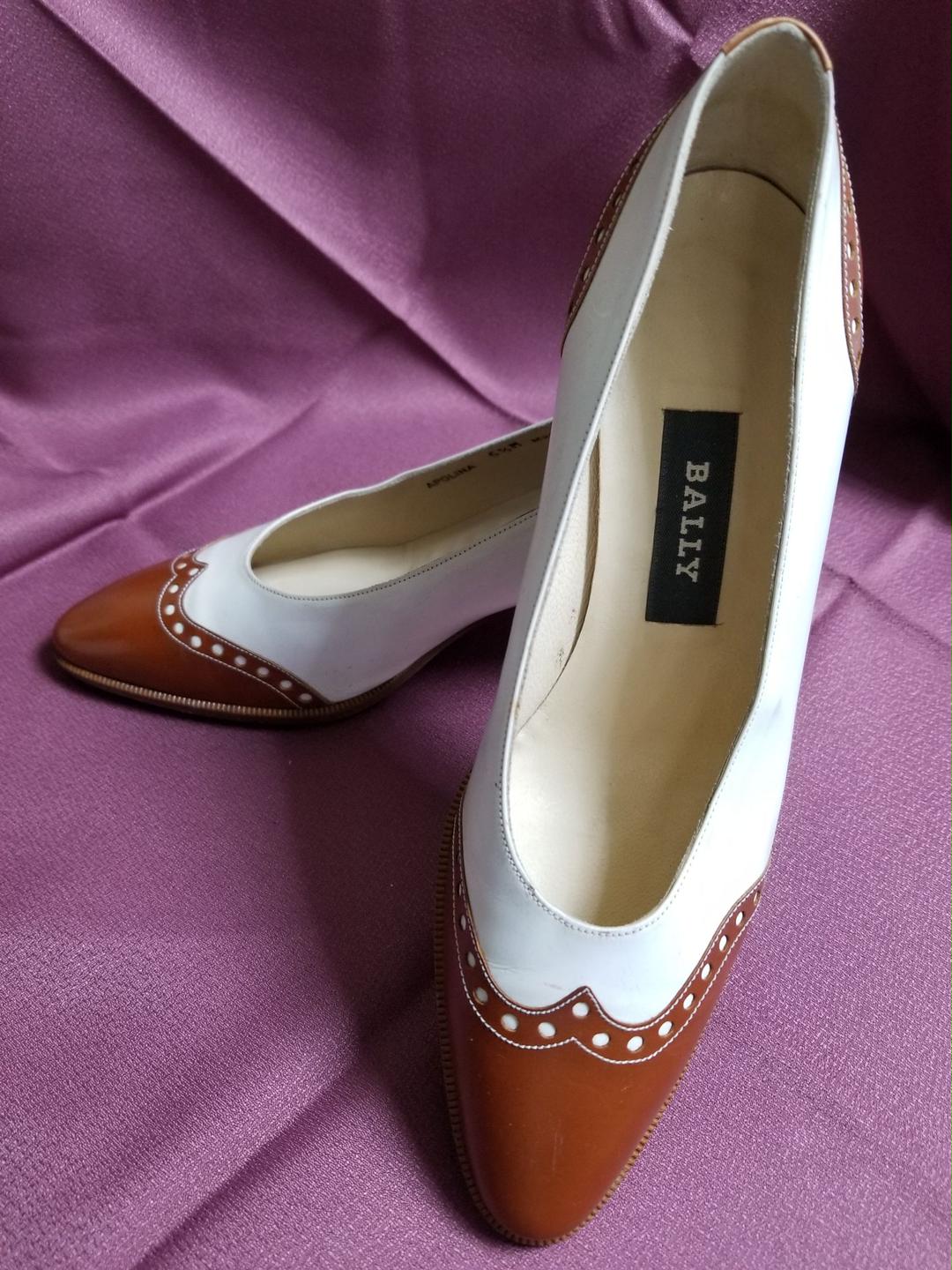 bally shoe store