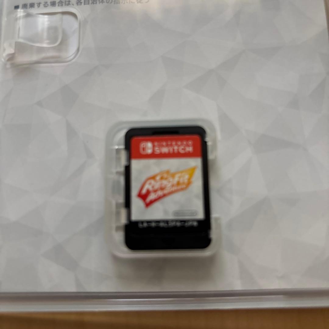 Nintendo Switch 本体 + Ring Fit Adventure