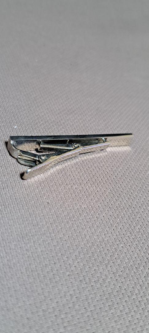 週末セール　BURBERRY BLACK LABEL ネクタイピン