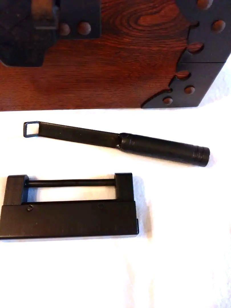 レトロ 銭箱 千両箱 木製収納箱 金具付き　鍵　錆