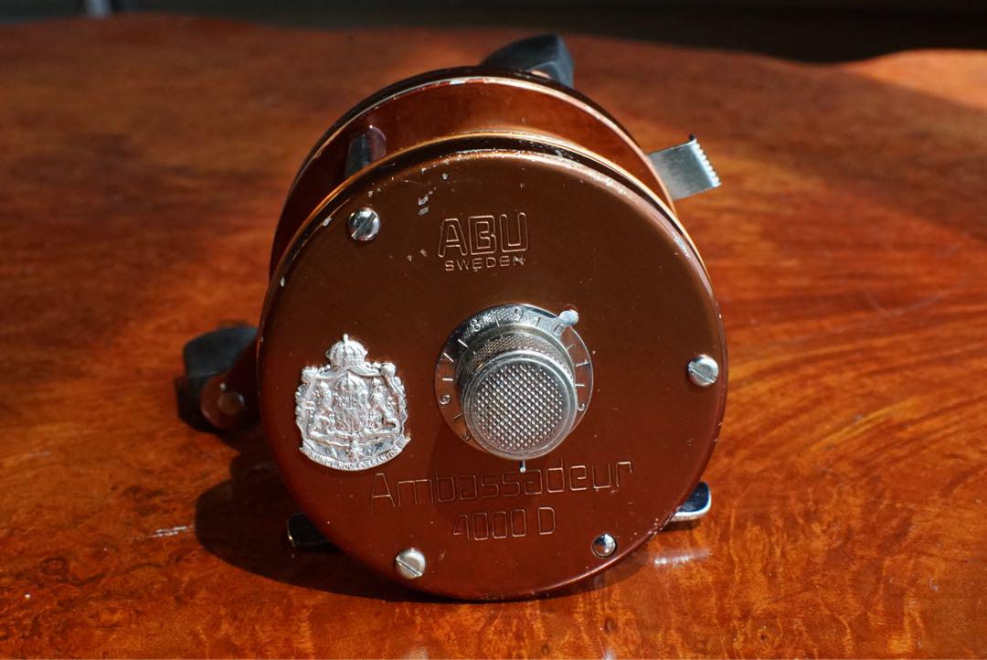 ABU アンバサダー 4000D メンテ済 フレーム修正済