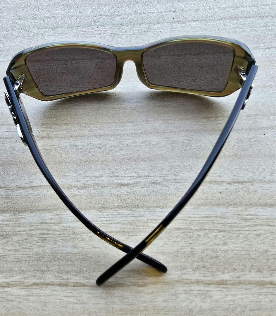 美品 VivienneWestwoodサングラス
