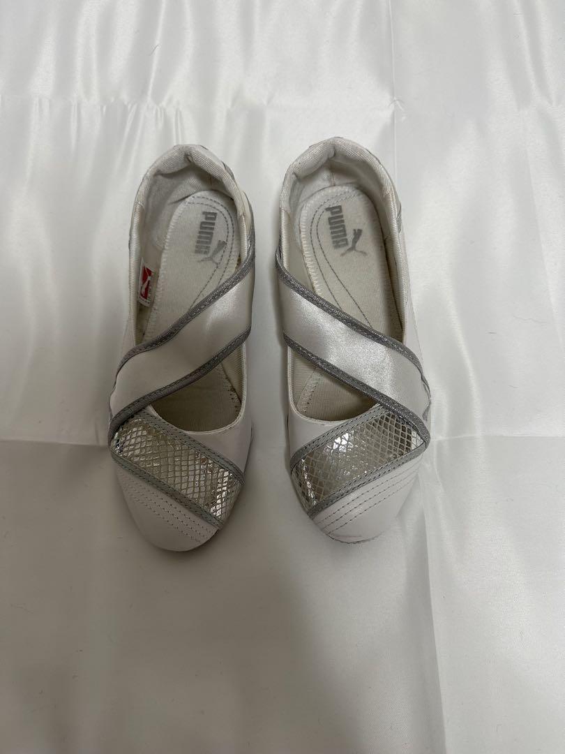 PUMA メリージェーンシューズ