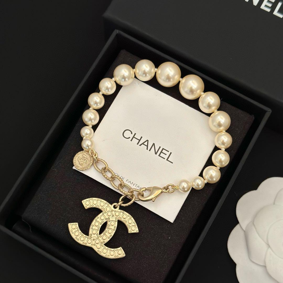 Chanel パール ブレスレット CHANEL シャネルパールのブレスレット