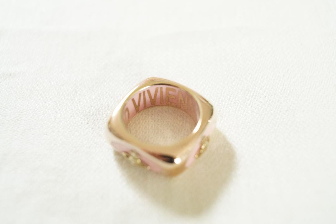 Vivienne Westwood リング