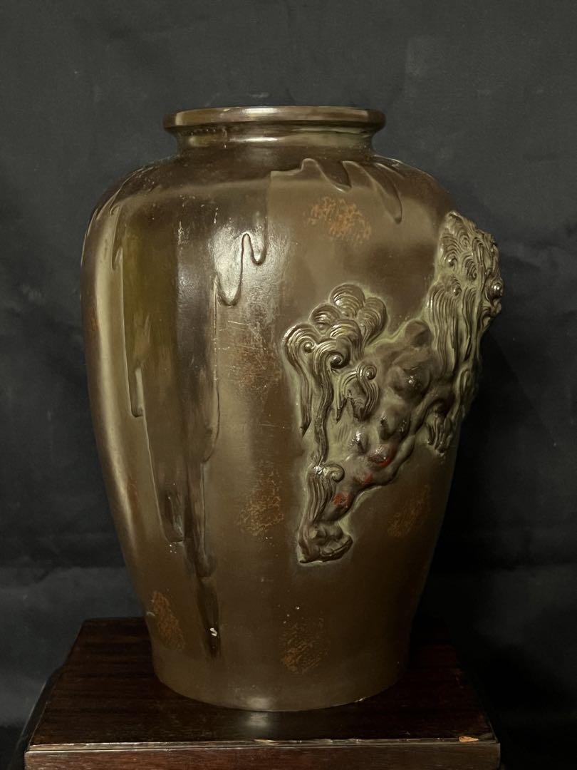 文房具　獅子銅花瓶　古銅製　金属工芸