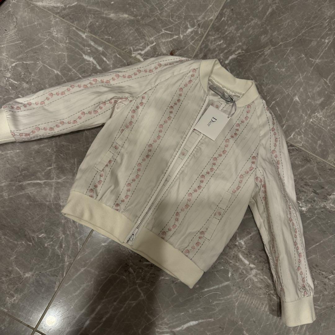 【新品タグ付き】Dior ジャケット　コート　女の子　110cm 120cm