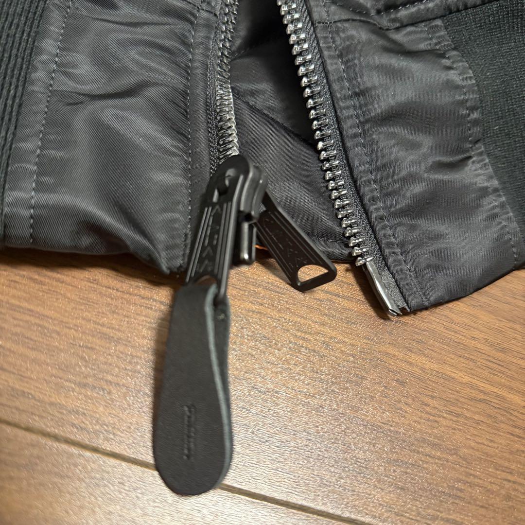 ジャケット