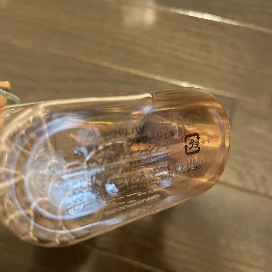 ティファニーハンドクリームとCHANELシャワージェル