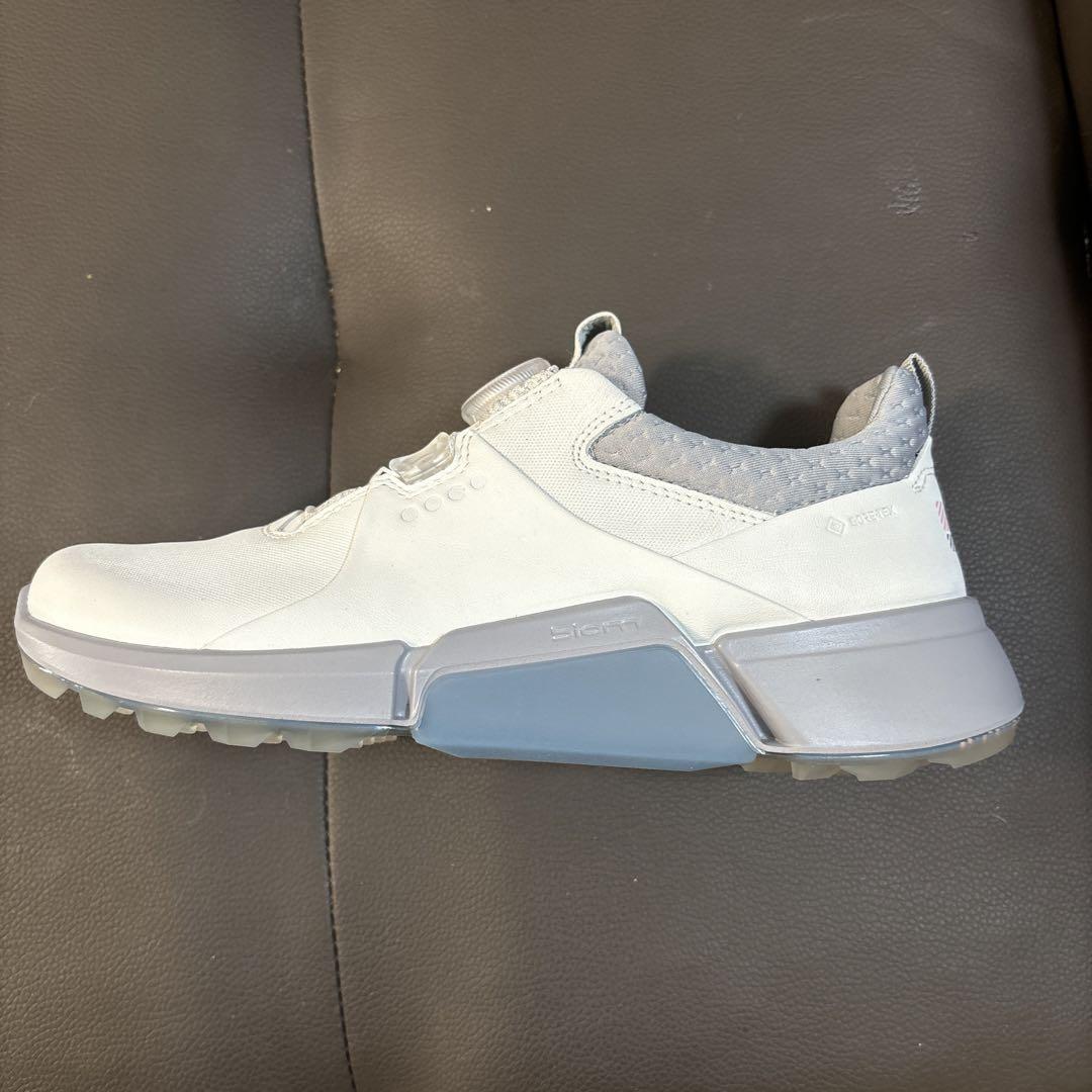 ecco スパイクレス　ゴルフシューズ