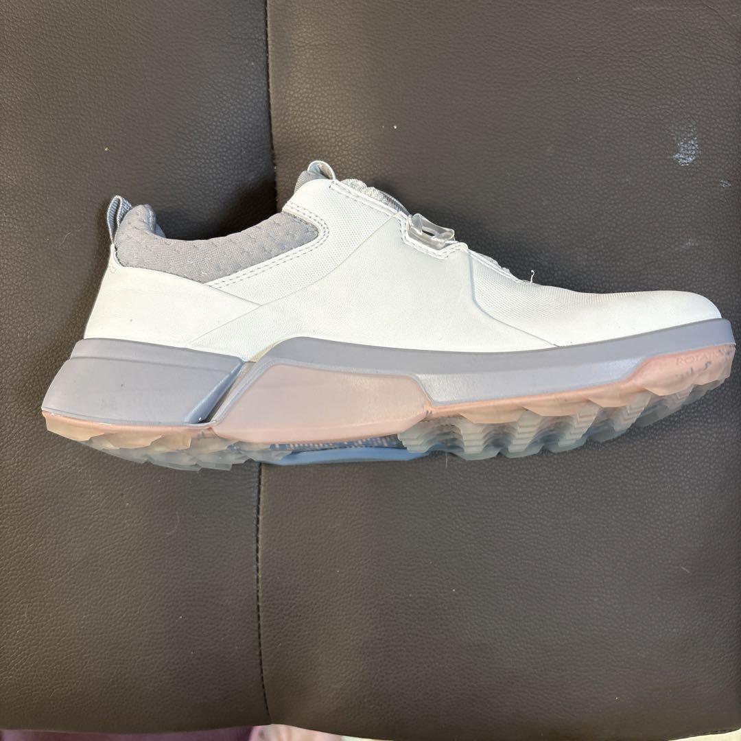 ecco スパイクレス　ゴルフシューズ