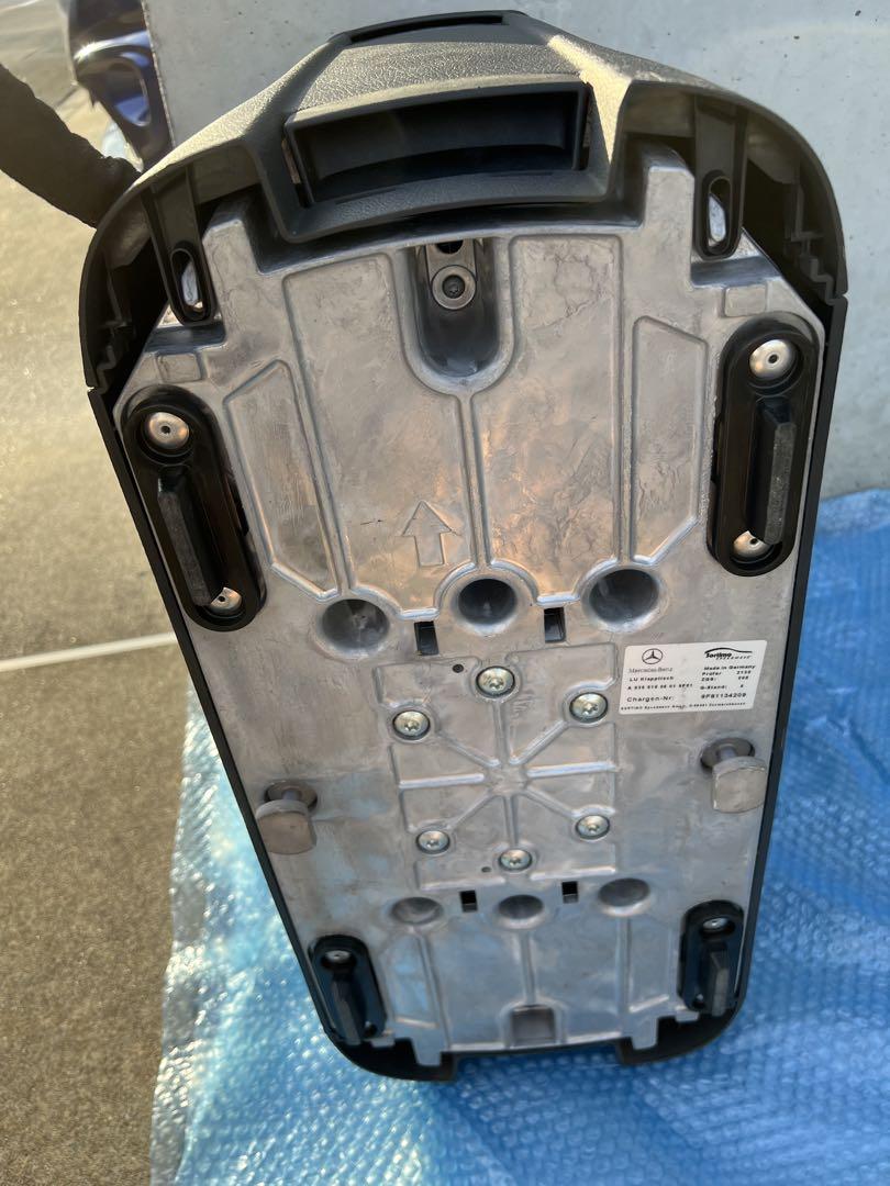 メルセデスベンツ　V350　W639　リアテーブル