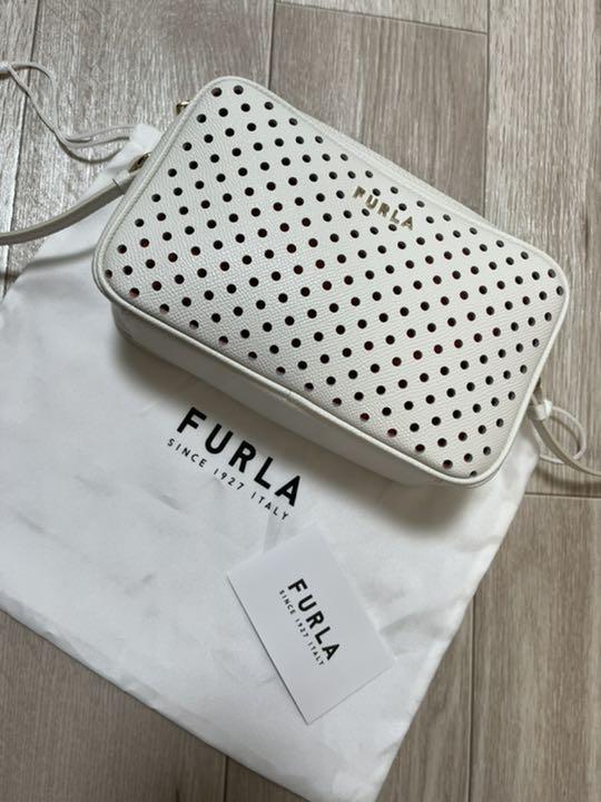 FURLAショルダーバック