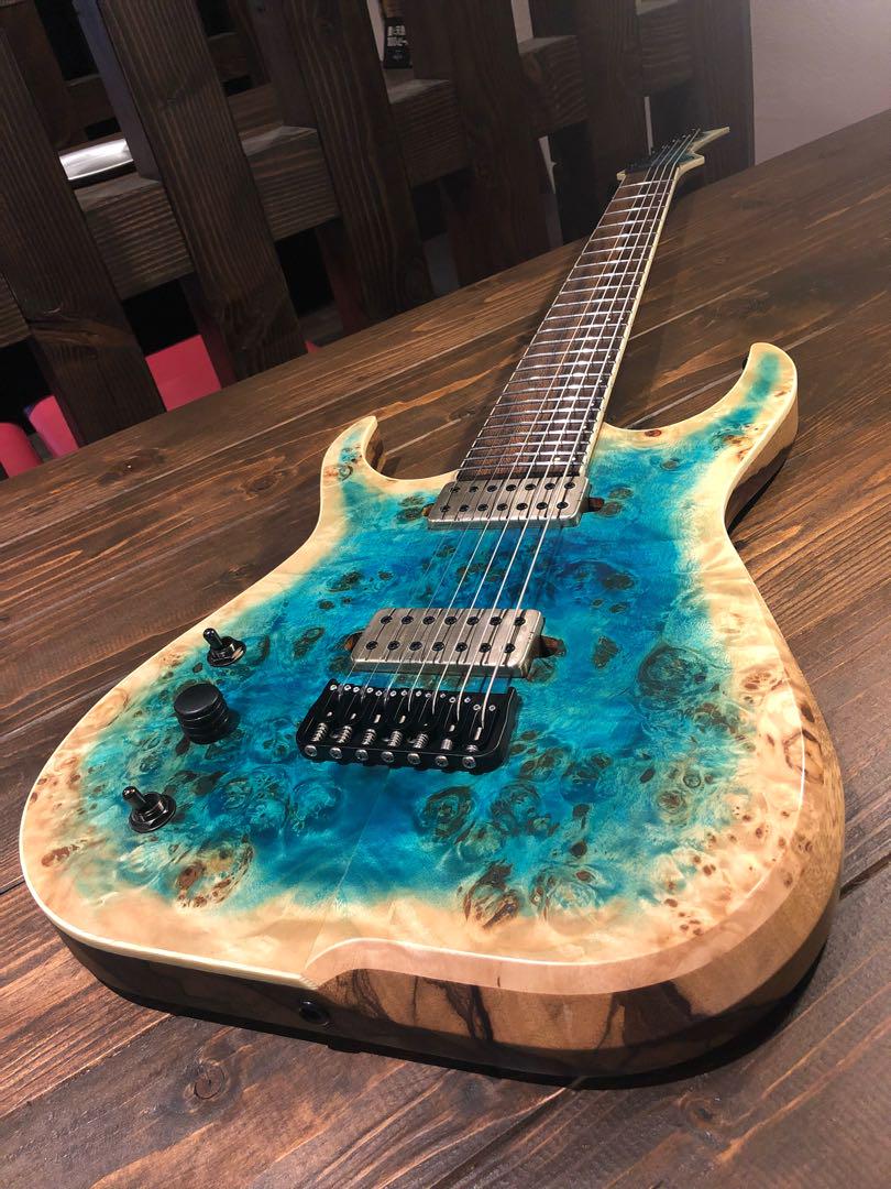 ギター Skervesen Raptor7 lefty