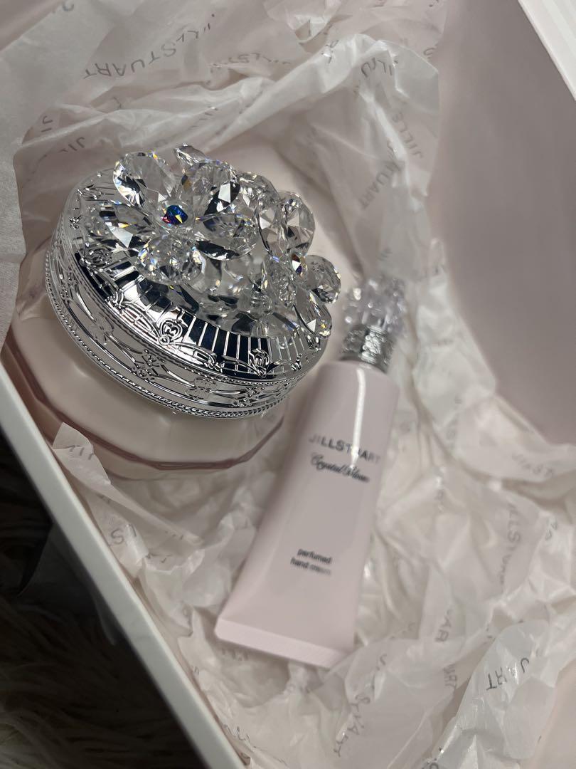 JILL STUART ボディクリーム ハンドクリーム　花柄パッケージ