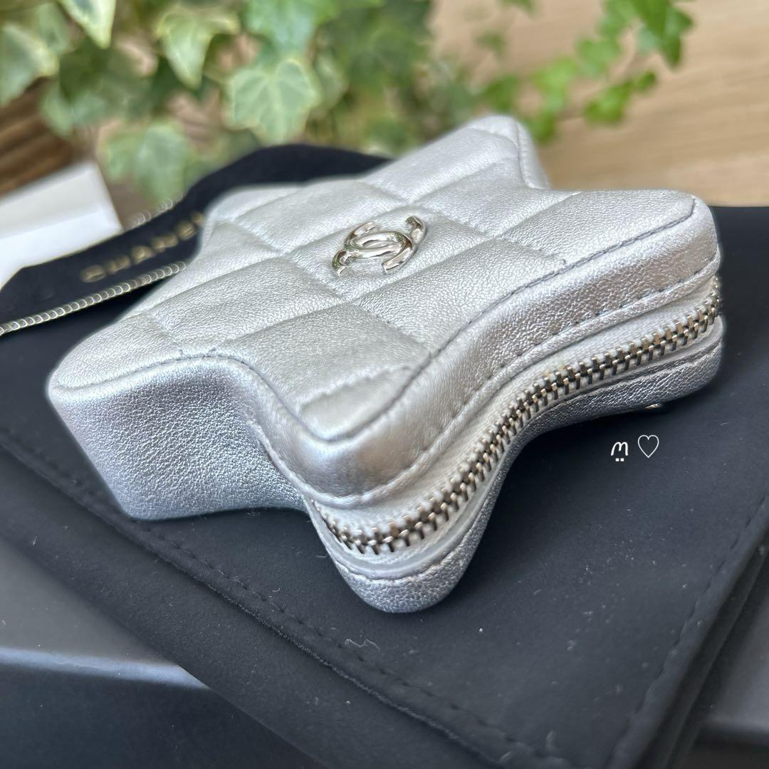 新品CHANELシャネル ココマークマトラッセスターポーチ