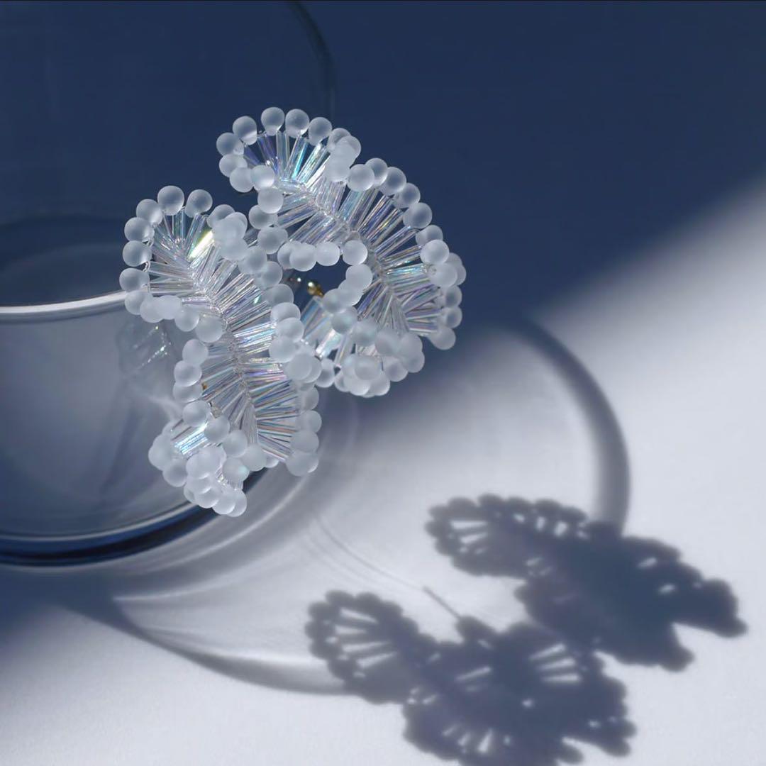 Aoi Horiguchi_coral pierce (sun shower) - メルカリ Aoi Horiguchi_coral pierce (sun shower) - メルカリ
