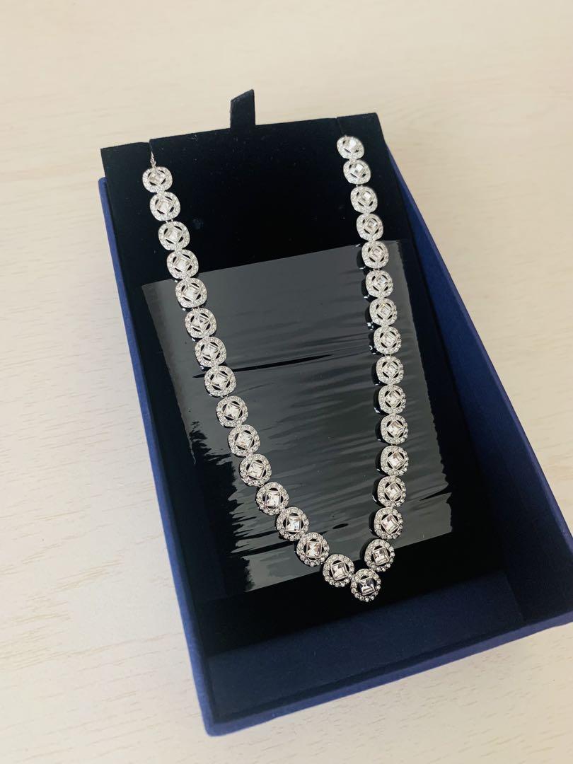 新品 スワロフスキーSwarovski Angelic Square ネックレス