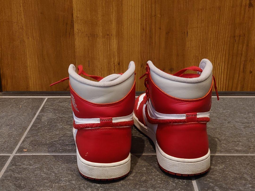 Nike Air Jordan ハイカットスニーカー ホワイト/レッド - メルカリ
